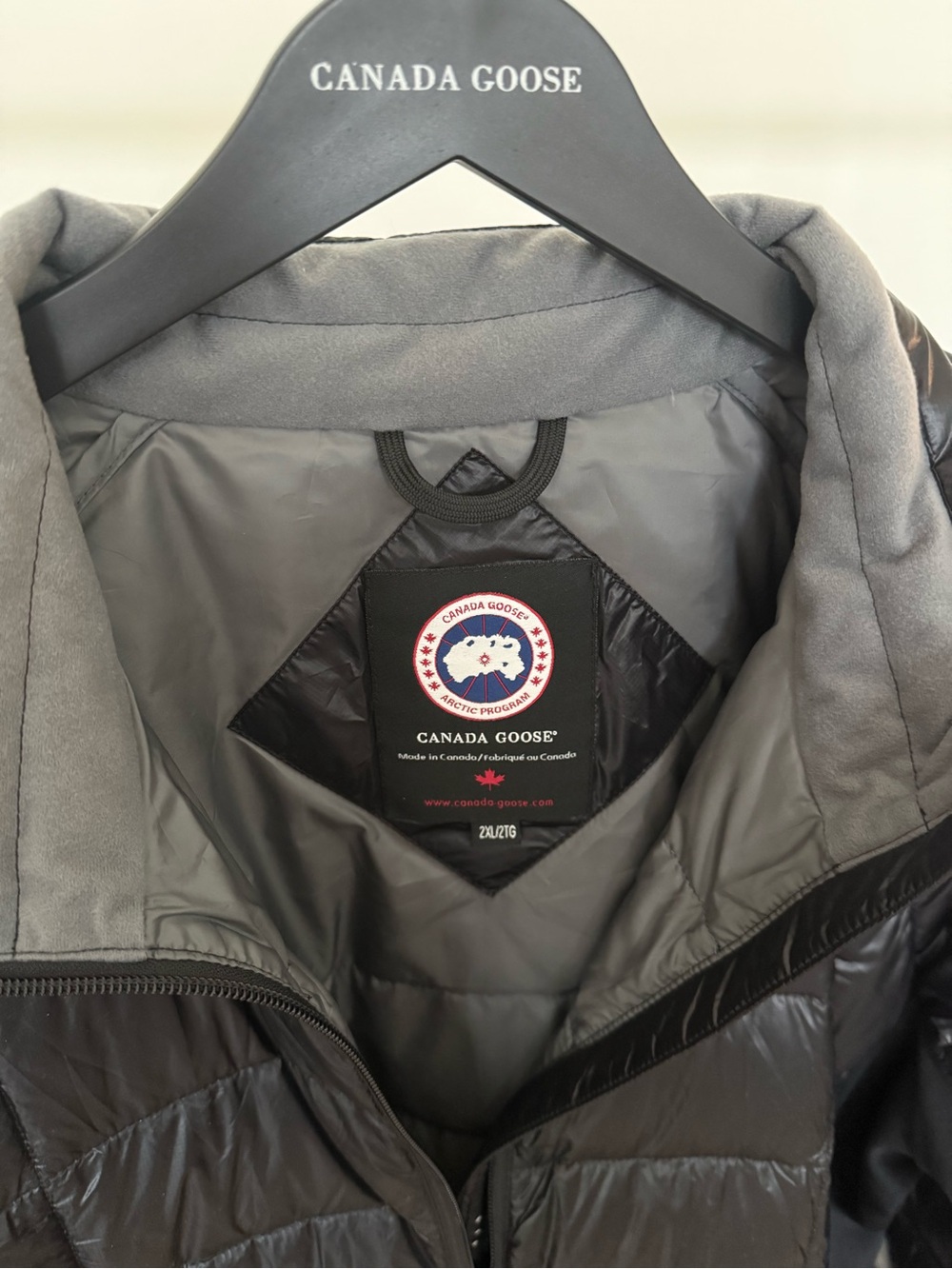Canada Goose Gray and Black Quilted Jacket with Logo Patch - Picture 3 of 9